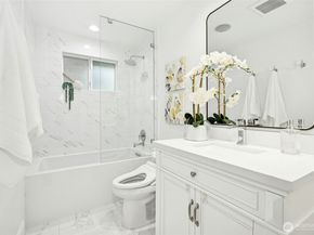 13416 NE 70th Street, Redmond WA 98052