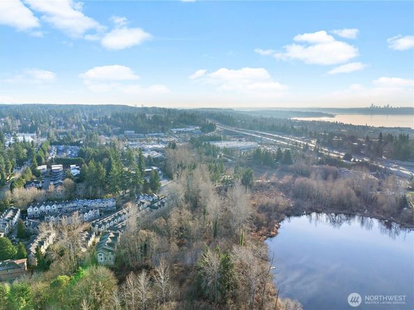 9205 122nd Court NE 6, Kirkland WA 98033