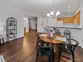 9205 122nd Court NE 6, Kirkland WA 98033