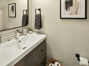 13005 1st Avenue NE, Seattle WA 98125