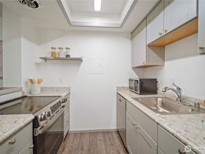 14650 NE 32nd Street A11, Bellevue WA 98007