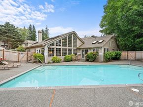 11527 Highway 99 B103, Everett WA 98204