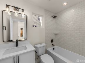 1111 B 26th Avenue, Seattle WA 98122