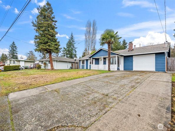 16519 116th Place SE, Renton WA 98058