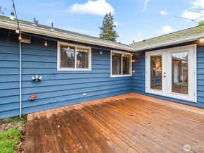 16519 116th Place SE, Renton WA 98058