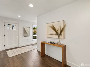 4132 220th Place SE, Bothell WA 98021