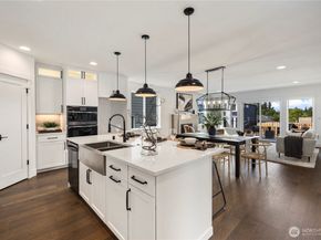 4132 220th Place SE, Bothell WA 98021