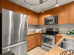 8240 126th Avenue NE A304, Kirkland WA 98033