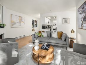 12517 NE 23rd Place B4, Bellevue WA 98005