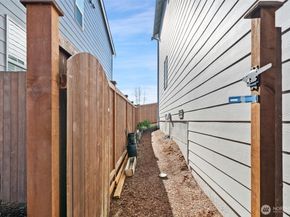 949 Tetherow Street, Bremerton WA 98310