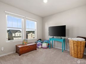 949 Tetherow Street, Bremerton WA 98310