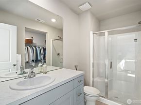 949 Tetherow Street, Bremerton WA 98310