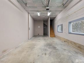 936 N 93rd Street, Seattle WA 98103