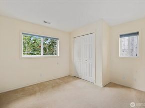 936 N 93rd Street, Seattle WA 98103