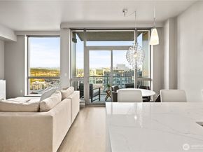 10650 NE 9th Place 2427, Bellevue WA 98004