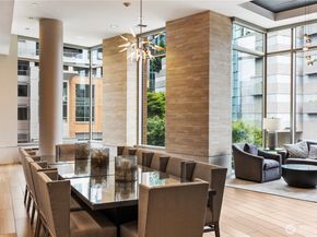 10650 NE 9th Place 2427, Bellevue WA 98004