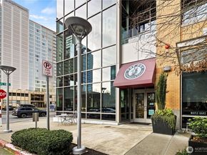 10650 NE 9th Place 2427, Bellevue WA 98004