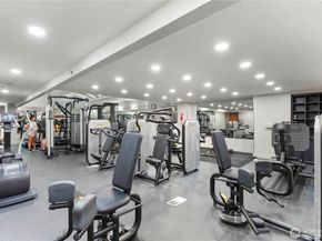 10650 NE 9th Place 2427, Bellevue WA 98004