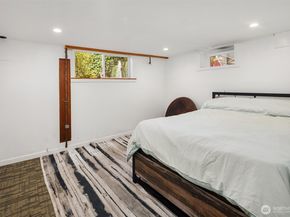 6016 44th Avenue SW, Seattle WA 98136