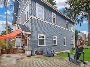 6016 44th Avenue SW, Seattle WA 98136