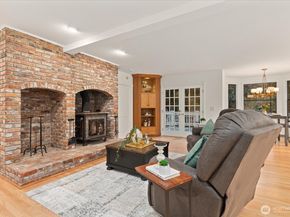 19524 230TH Avenue NE, Woodinville WA 98077