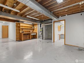 19524 230TH Avenue NE, Woodinville WA 98077