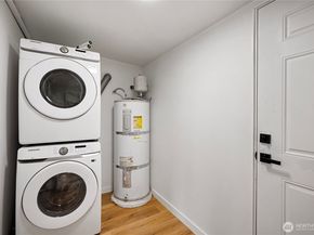 7106 32nd Avenue SW, Seattle WA 98126