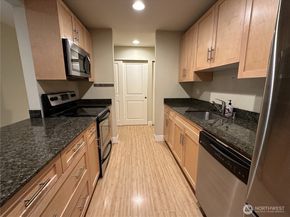 21307 48th Avenue W C208, Mountlake Terrace WA 98043