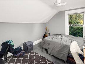 2011 E James Street, Seattle WA 98122