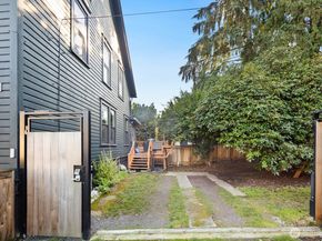 2011 E James Street, Seattle WA 98122