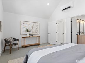 12044 Hiram Place NE A, Seattle WA 98125