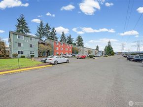 3322 I Street F202, Auburn WA 98002