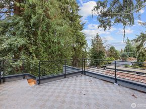 10736 Interlake Avenue N, Seattle WA 98133