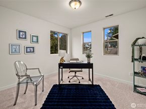 14811 40th Avenue W, Lynnwood WA 98087