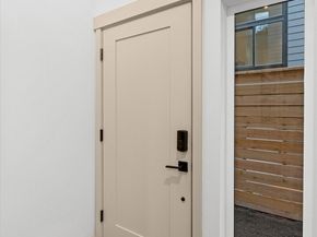 1255 NE 100th Street, Seattle WA 98125