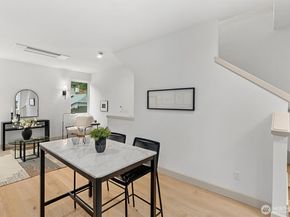 1255 NE 100th Street, Seattle WA 98125