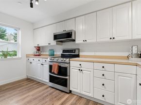 2300 Jefferson AVE NE K146, Renton WA 98056