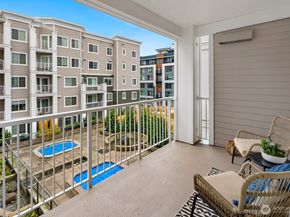 1545 NW 57th Street 422, Seattle WA 98107