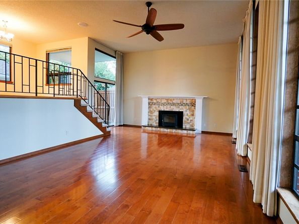 16902 28th Avenue SW, Burien WA 98166