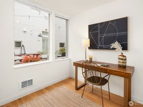 1535 Grandview Place E, Seattle WA 98112