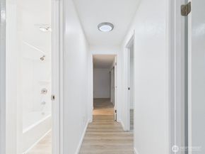 32142 46th Place SW M6, Federal Way WA 98023