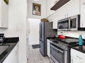 10911 D Glen Acres Drive S, Seattle WA 98168