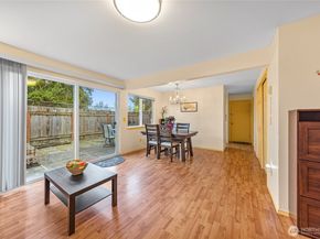 5713 122nd Avenue SE 165, Bellevue WA 98006