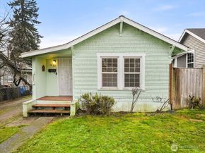 1929 11th Street, Bremerton WA 98337