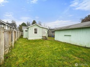 1929 11th Street, Bremerton WA 98337