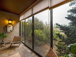 6648 Park Point Way NE D111, Seattle WA 98115