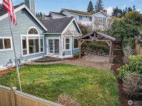 18304 68th Avenue W, Lynnwood WA 98037