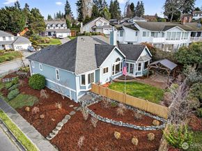 18304 68th Avenue W, Lynnwood WA 98037