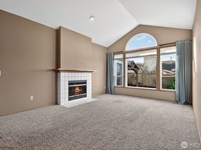 18304 68th Avenue W, Lynnwood WA 98037