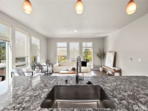 1085 103rd Avenue NE 227, Bellevue WA 98004